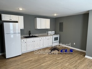 702 S 8th St in Terre Haute, IN - Building Photo - Building Photo