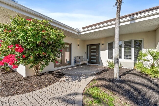 5122 Starfish Ave in Naples, FL - Building Photo - Building Photo