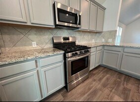 3011 Azalea Pt in Pattison, TX - Building Photo