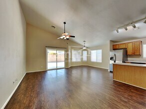 17367 W Elizabeth Ave in Goodyear, AZ - Building Photo - Building Photo