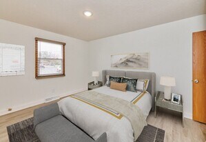 601 Rizek Dr in North Liberty, IN - Building Photo