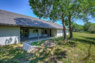 8010 Anchorage Pl in Fort Worth, TX - Building Photo - Building Photo