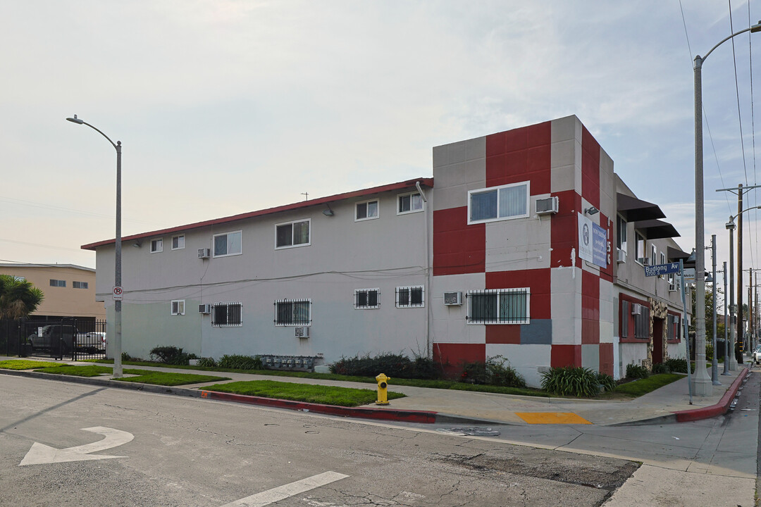 Paul Ling Apartments - Exposition in Los Angeles, CA - Building Photo