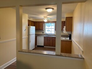 32 Chestnut Ct in Hilton, NY - Foto de edificio - Building Photo