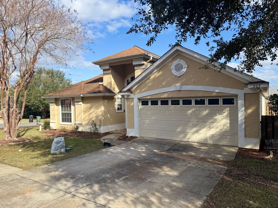 203 Nabb Loop in Tallahassee, FL - Building Photo