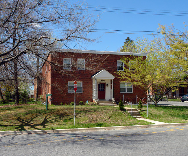 7800 Kennewick Ave in Takoma Park, MD - Building Photo - Building Photo