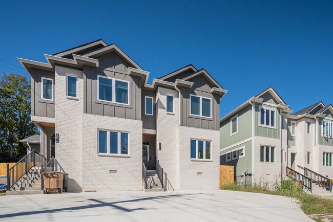 2401 Inga St in Nashville, TN - Building Photo - Building Photo