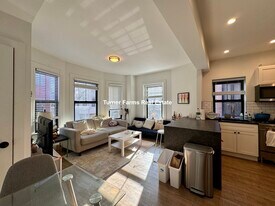 1510 Tremont St, Unit 2 in Boston, MA - Building Photo