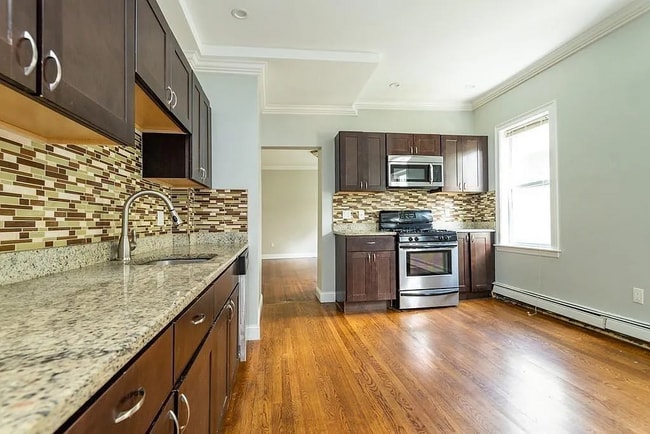 14 Otis St, Unit 1