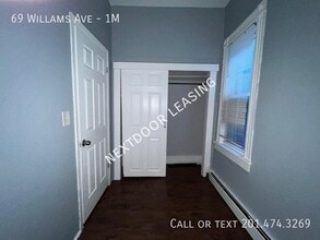 69 Williams Ave in Jersey City, NJ - Building Photo - Building Photo