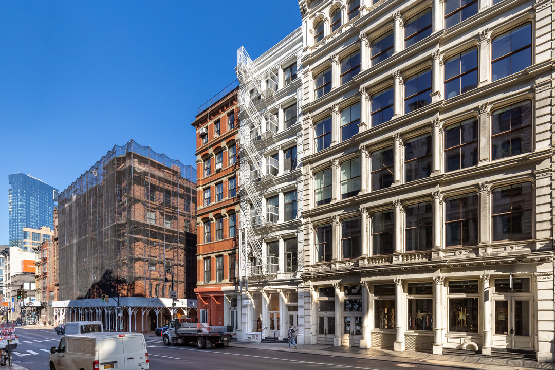 Landmark Cooperative in New York, NY - Building Photo