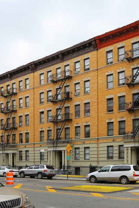 26 Saint Nicholas Pl in New York, NY - Foto de edificio