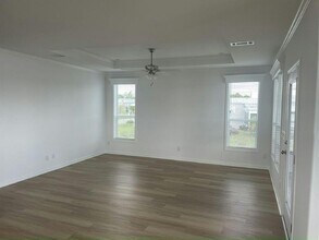 6909 41st Ave N in Riviera Beach, FL - Building Photo - Building Photo