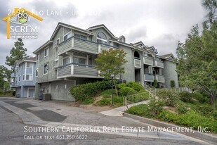 26921 Flo Ln in Santa Clarita, CA - Building Photo