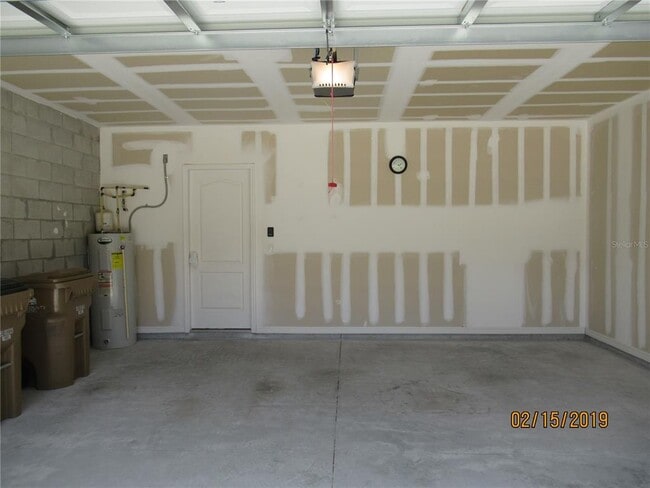 16543 Broadford Ln in Clermont, FL - Foto de edificio - Building Photo