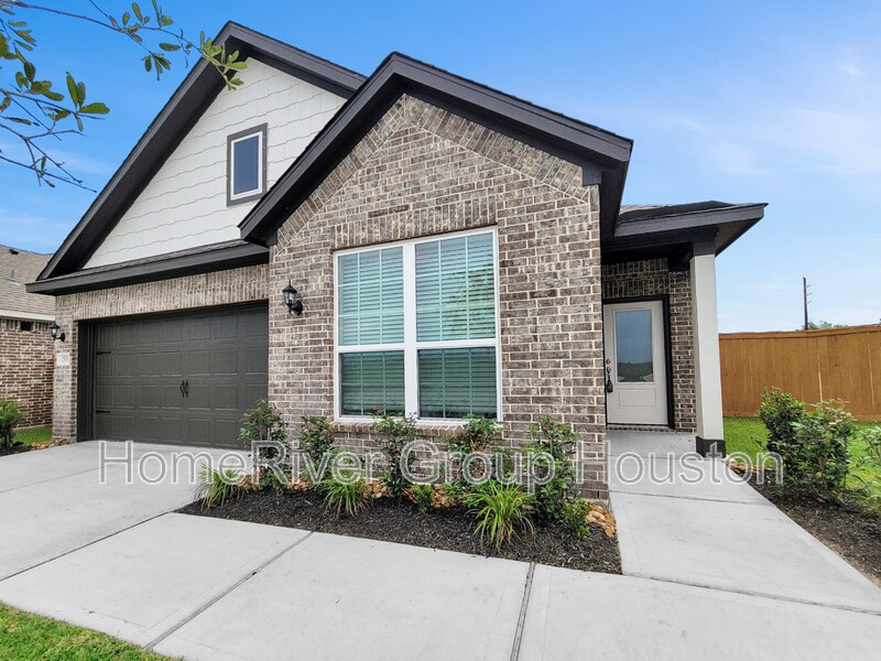 2506 Green Jasper Dr in Arcola, TX - Building Photo