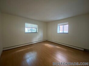 10 Riverside St, Unit G4 in Watertown, MA - Building Photo - Building Photo