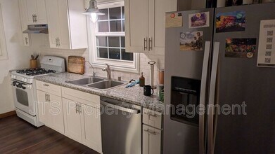 3107 Del Paso Blvd in Sacramento, CA - Building Photo - Building Photo