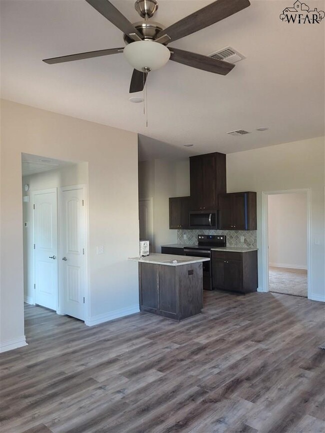 1506 Hursh Ave in Wichita Falls, TX - Building Photo - Building Photo