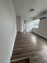 2140 22nd Ave N in St. Petersburg, FL - Building Photo - Building Photo