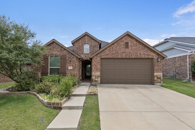 property at 1733 Lark Ln
