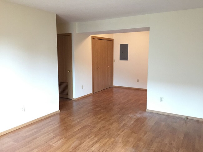 Chace Place in Springfield, MO - Building Photo - Building Photo