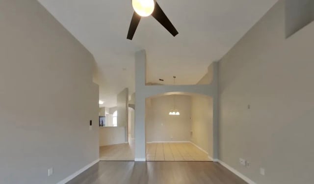 5743 Rywood Dr in Orlando, FL - Foto de edificio - Building Photo