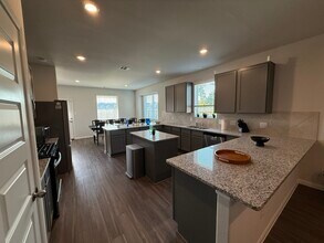 13269 Musky Dr in Conroe, TX - Building Photo - Building Photo