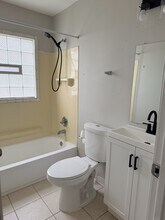 21576 Audrey Ave in Warren, MI - Building Photo - Building Photo