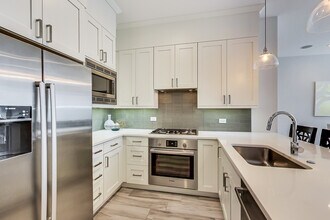 1154 W Ohio St, Unit 101 in Chicago, IL - Foto de edificio - Building Photo