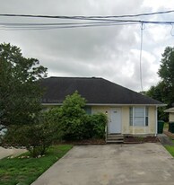 934 Link Rd in Lake Charles, LA - Building Photo