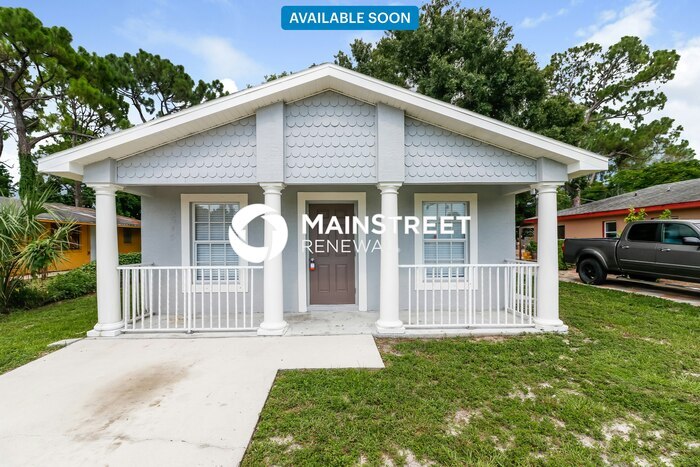 5545 Fifth Ave in Ft. Myers, FL - Foto de edificio