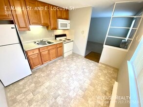 361 E Maple St in Dallastown, PA - Building Photo - Building Photo