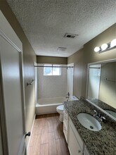 6010 Hoover St in Houston, TX - Building Photo - Building Photo