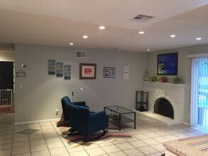 28925 Marlies St in Agoura Hills, CA - Building Photo - Building Photo