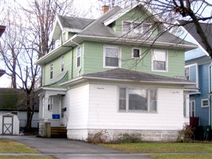 591 Arnett Blvd in Rochester, NY - Building Photo