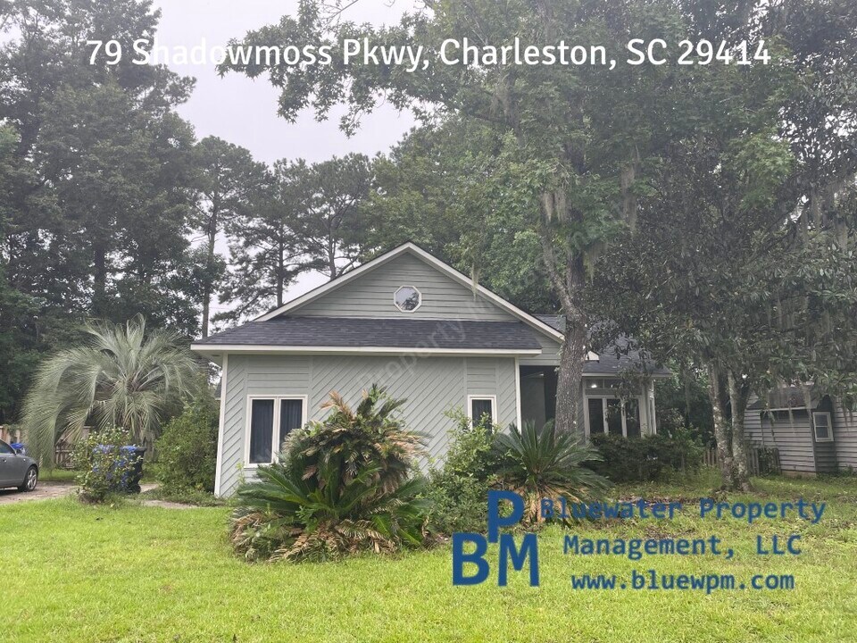 79 Shadowmoss Pkwy in Charleston, SC - Building Photo