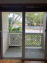 17515 NW 67th Ct in Hialeah, FL - Building Photo - Building Photo