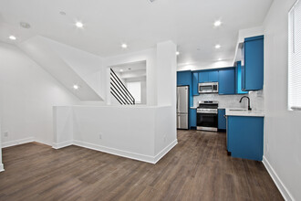 1139 S Lorena St, Unit 1139 in Los Angeles, CA - Building Photo - Building Photo