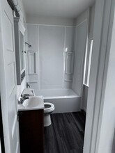 318 5th Ave NW in Puyallup, WA - Building Photo - Building Photo