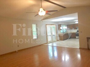 1248 Mendoza Dr in St. Peters, MO - Building Photo - Building Photo