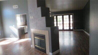 5608 Crimson Ridge Dr in Las Vegas, NV - Building Photo - Building Photo