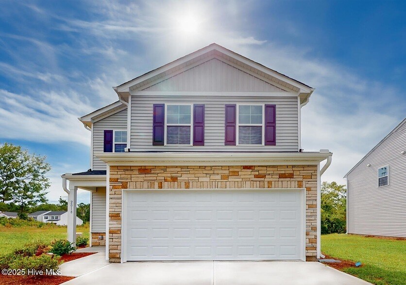 2007 Isabella Park Blvd, Unit 161 in Leland, NC - Building Photo