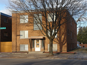 643 Cleveland Ave S in St. Paul, MN - Building Photo - Building Photo