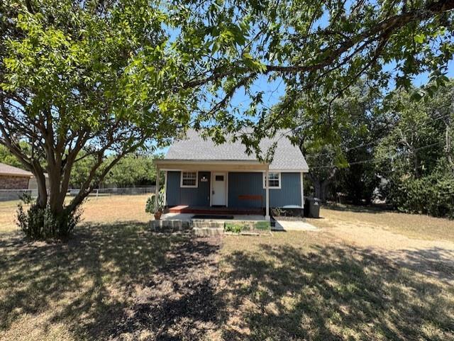406 S Main St in Kyle, TX - Building Photo