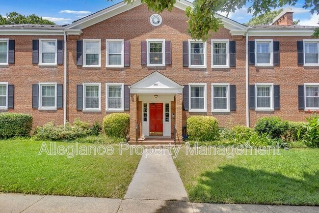 property at 2931 S Columbus St