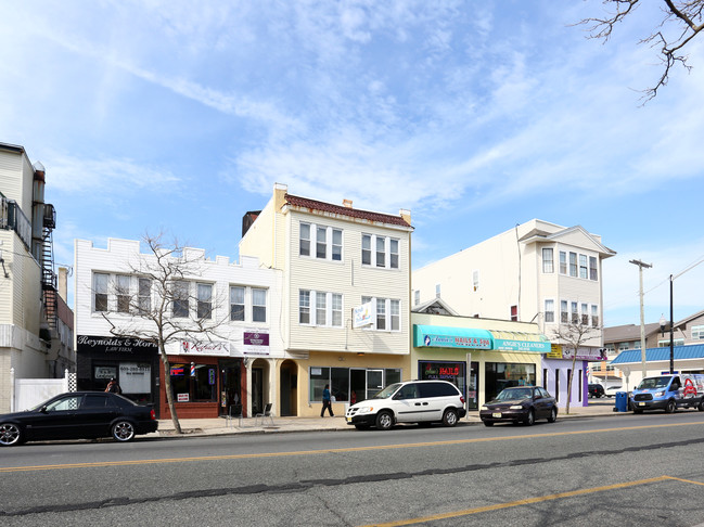 4215-4217 Ventnor Ave in Atlantic City, NJ - Building Photo - Building Photo