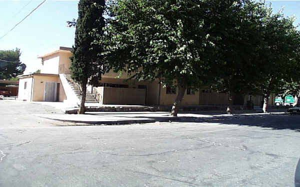 22416 5th St in Newhall, CA - Building Photo