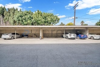370 Cliff Dr in Pasadena, CA - Foto de edificio - Building Photo