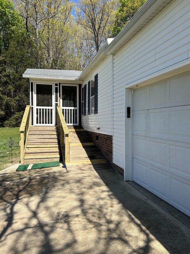 4116 Tarlton Mill Rd in Marshville, NC - Building Photo - Building Photo